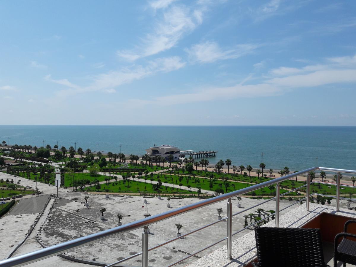 Legend Business Hotel באטומי מראה חיצוני תמונה