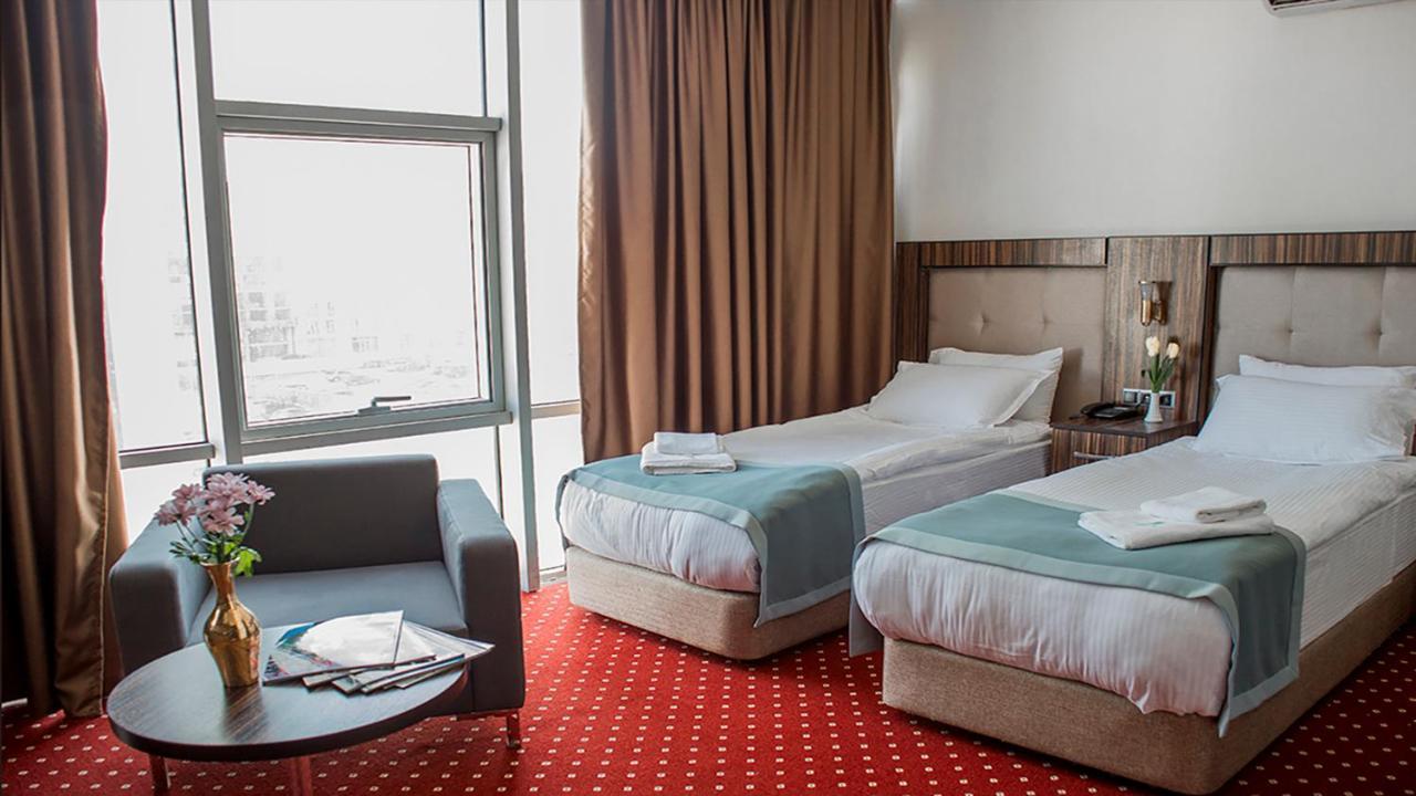 Legend Business Hotel באטומי מראה חיצוני תמונה