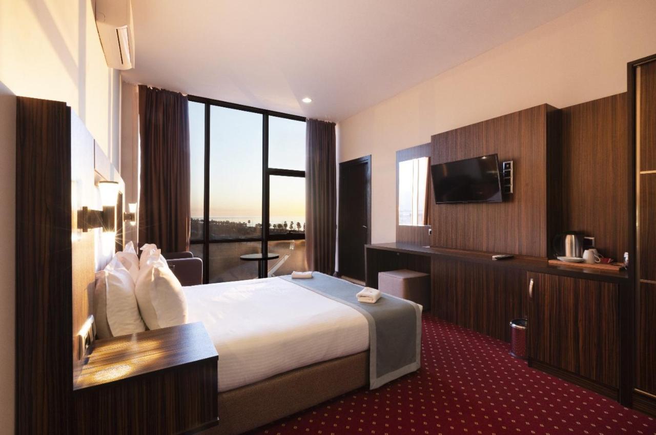 Legend Business Hotel באטומי מראה חיצוני תמונה